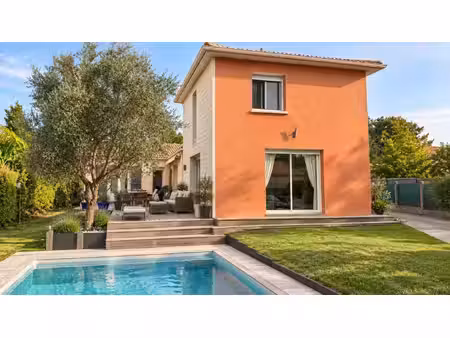 maison familiale de 167 m² avec piscine – mauves-sur-loire (nantes métropole)