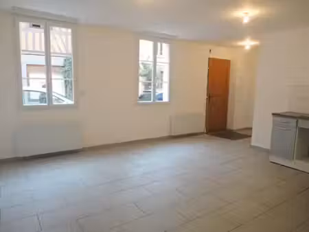 location appartement 2 pièces 45 m² à harfleur (76700)