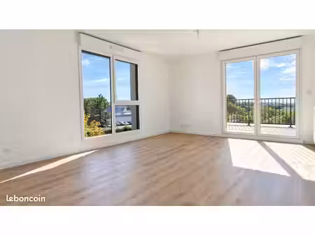 appartement 3 pièces 65 m²