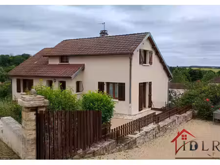 maison de 115 m2 individuelle - terrain 1675 m2