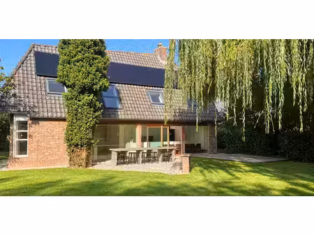 villa à louer à ieper pour € 1.650 avec 3 chambres à coucher
