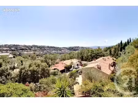 villa 3 pièces 74 m²