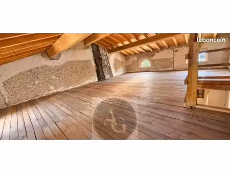 appartement 140 m² villespy