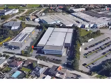 espace d'entrepôt dans la zone industrielle à wommelgem