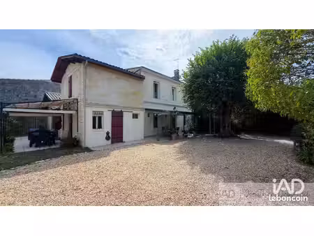 maison 6 pièces 250 m²