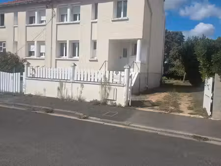maison rénovée 76 m² – 3 chambres – sous sol – terrain 644 m² constructible