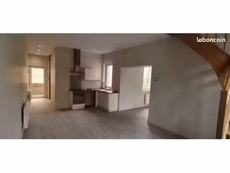 appartement t3 66m² proche centre avec parking