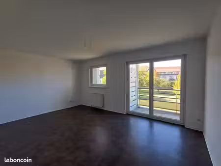 appartement 5 pièces 94 m²