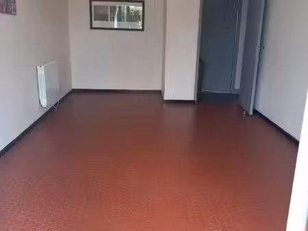 f2