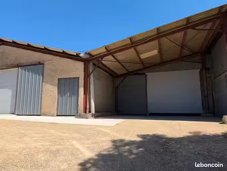 box individuel fermé - hangar fermé - vidéosurveillance
