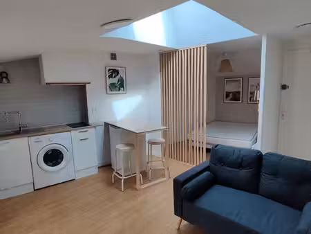 t1 bis 25 m² meublé et rénové – centre ruelle