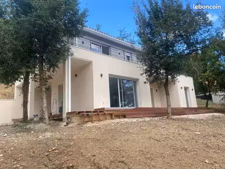 maison t5 moderne