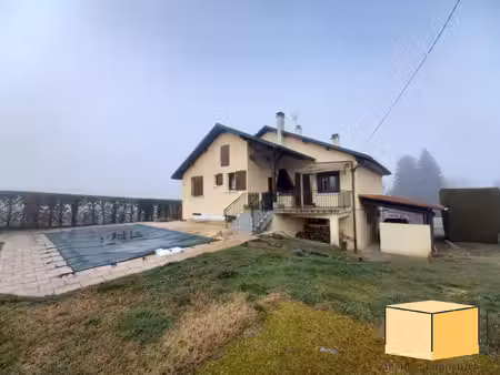 appartement 5 pièces avec piscine sur belley (01300)