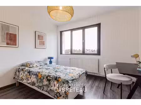 appartement 3 pièce(s) 75 m2