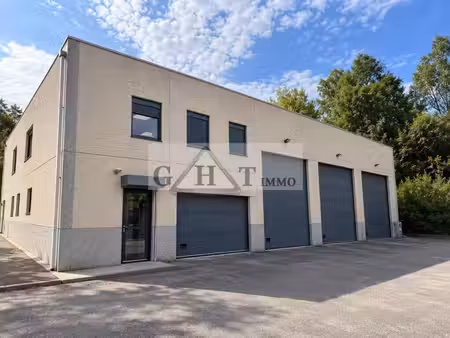 location entrepôt viarmes 95270 658m²
