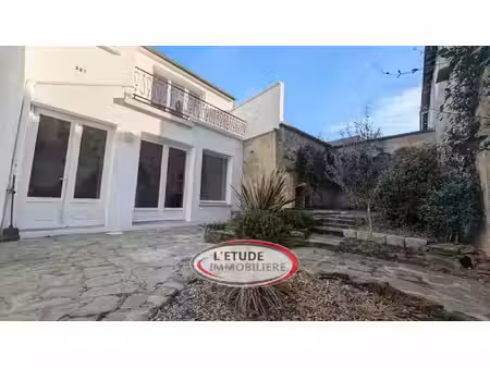 maison de bourg rénovée à neuf avec garage haute-goulaine