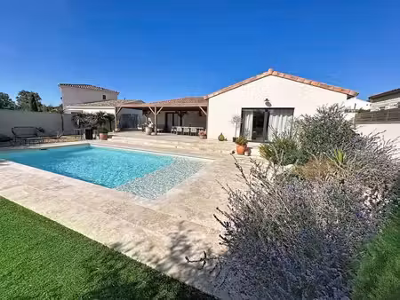 maison à vendre  morières les avignon  plain-pied  132m²  4 chambres  piscine  garage