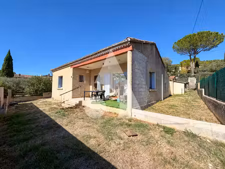 villelaure maison plain pied t3 avec jardin et garage