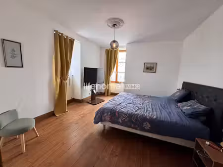 maison familliale  5 chambres proche toutes commodités