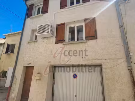 cabannes : maison de village avec garage