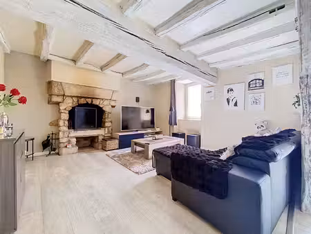 maison saint-christophe-du-bois 6 pièce(s) 114 m2