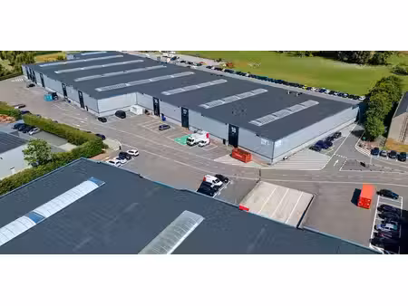 bâtiment d’entreprise à louer à aartselaar pour € 6.480