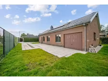 sterk woon-dna : construction ouverte avec garage  jardin e