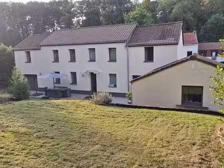 maison 3 chambres à louer  court-saint-étienne