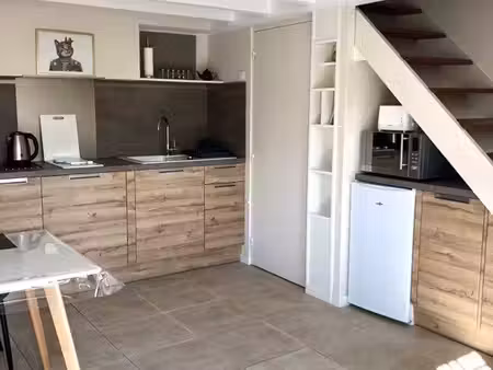 studio meublé  neuf  28 m2  550 charges comprises  entre besançon et dole