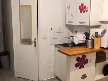 studio à louer  20m2  calme et verdure  limours