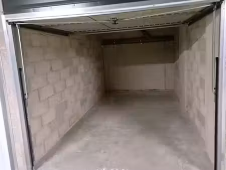location garage fermé