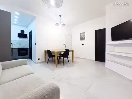 vence a louer 2 pieces meuble 34 m2 etat neuf