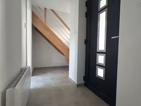 f3 / maison de village entièrement rénovée