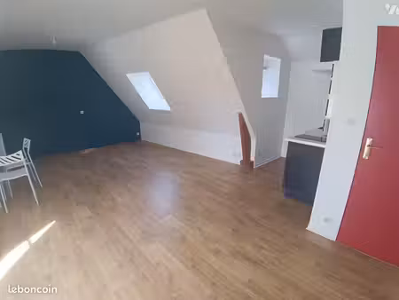 studio 1 pièce 25 m²