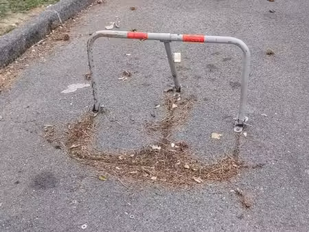 parking à louer au pas de l'échelle