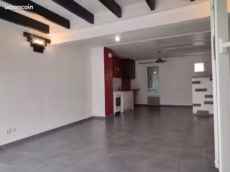 ? à louer – pavillon 65 m² – 2 chambres – 1 bureau -1 garage -buxeuil