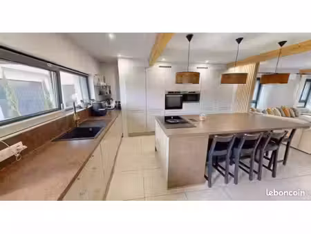 maison 4 pièces 99 m²