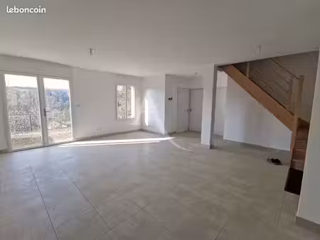 maison 5 pièces 97 m²