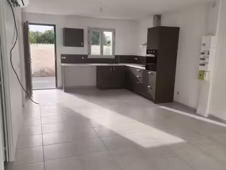 maison 60m2 st jean d'angely
