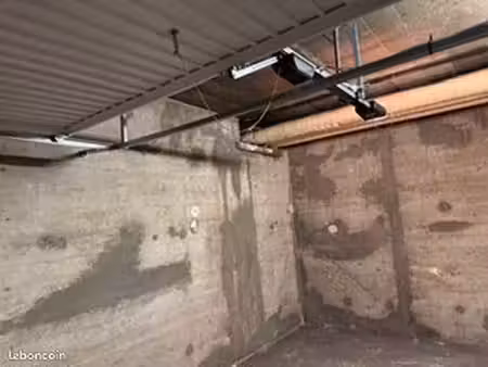 à louer box fermé et sécurisé