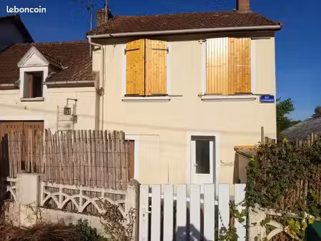 maison mitoyenne 85 m²
