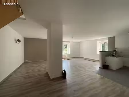 maison 3 pièces 93 m²