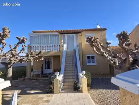 villa 4 pièces 142 m²