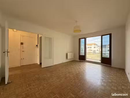 appartement 3 pièces 60 m²
