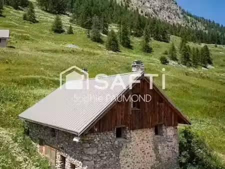 vente maison 7 pièces 200 m² à la salle-les-alpes (05240)  468 000 €