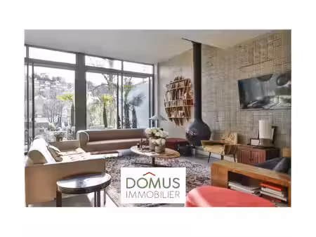maison de luxe à vendre dans le quartier le petit pont amphibie