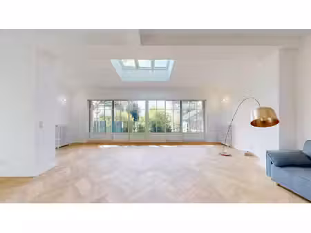 maison de luxe à vendre dans le quartier pasteur