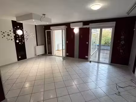 maison bourgoin-jallieu 1400€ ref. : lm359