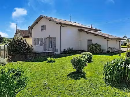 landes 40250 mugron  maison plain-pied 103 m²