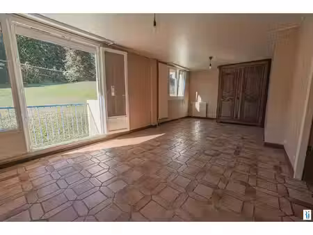 appartement saint-léger-du-bourg-denis 3 pièces 65.75 m2 + cave + garage